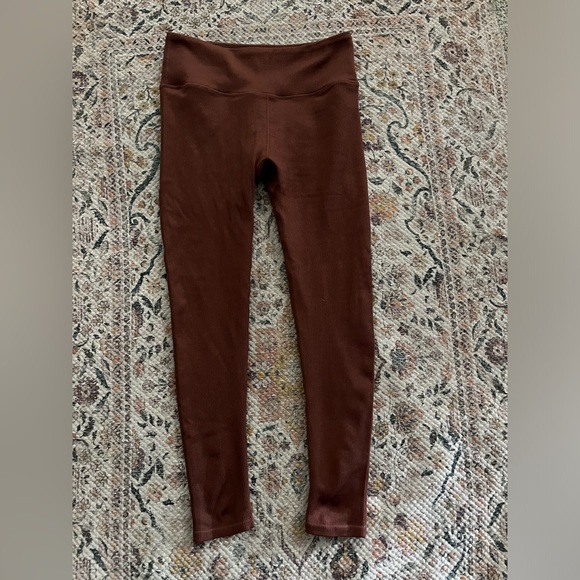 ✨sold✨Fabletics Ribbed Rust Leggings - Picture 2 of 3